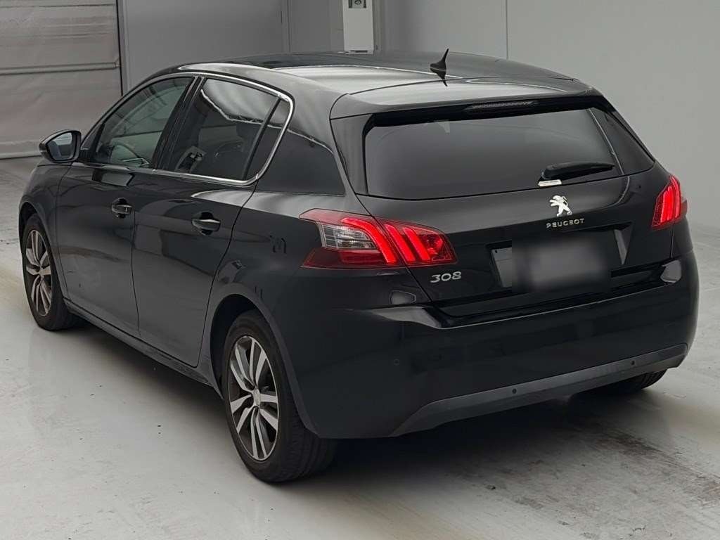 2019 Peugeot 308 Allure Package