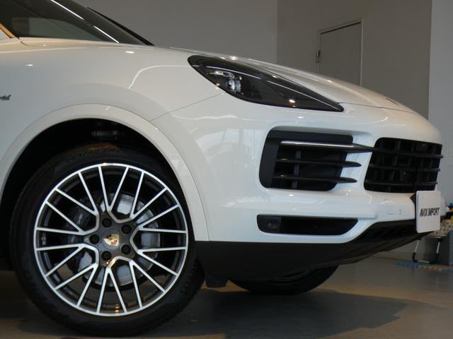 2020 Porsche Cayenne Hybrid